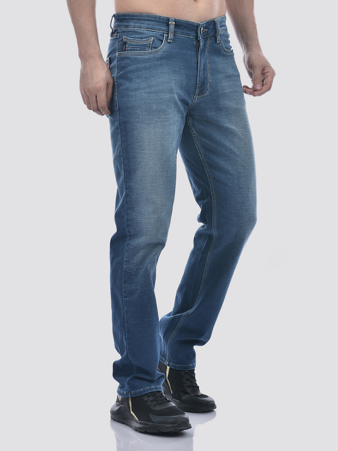 Numero Uno Men Mid-Blue Regular Fit Sustainable Jeans